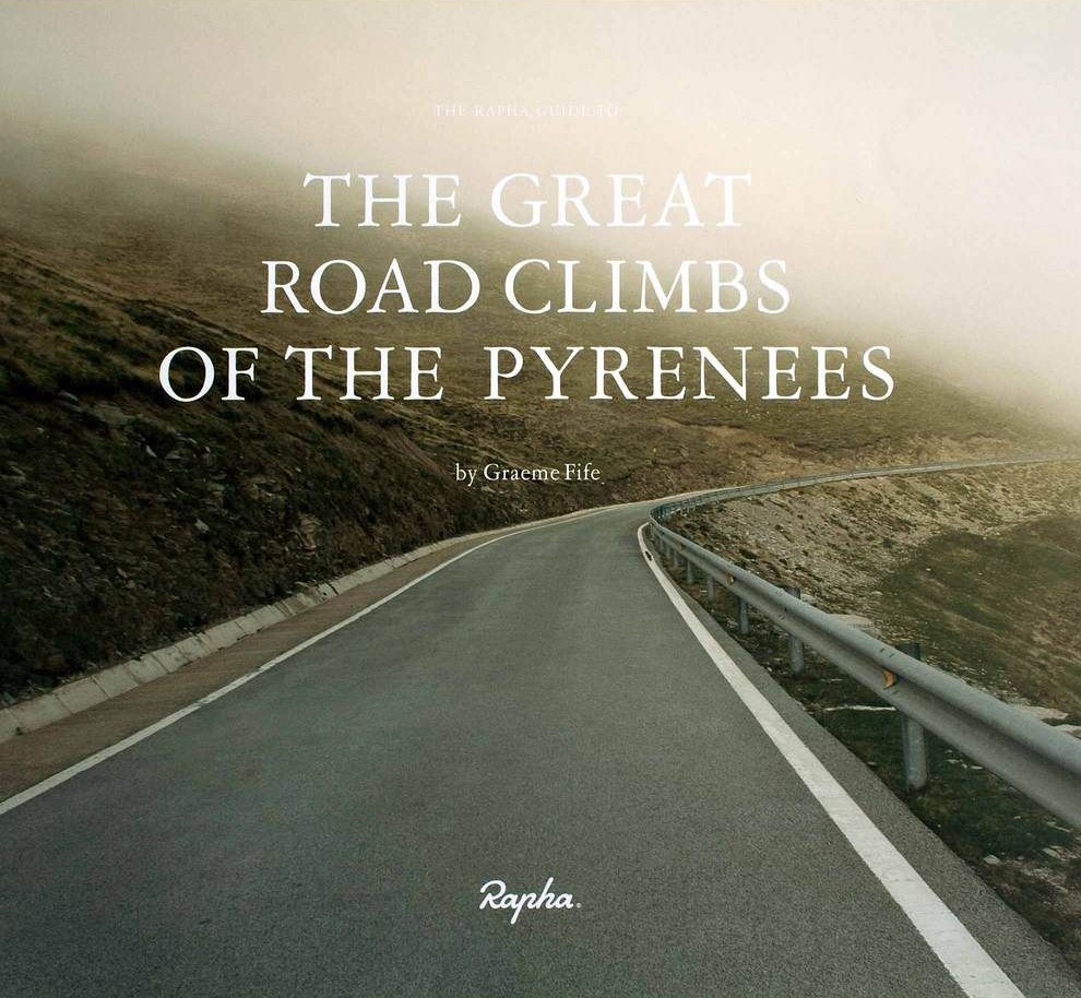 洋書 THE GREAT ROAD CLIMBS OF THE PYRENEES Great Road Climbs - Graeme Fife
